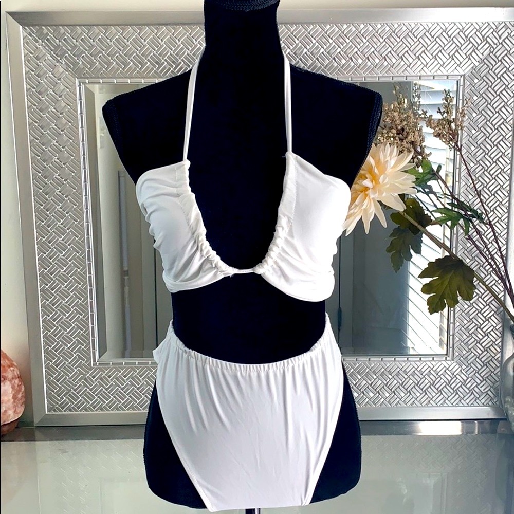 Lovely Wholesale White 2pc Swimsuit